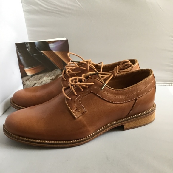 DRESS-UP SHOES FOR MEN. - Picture 2 of 9